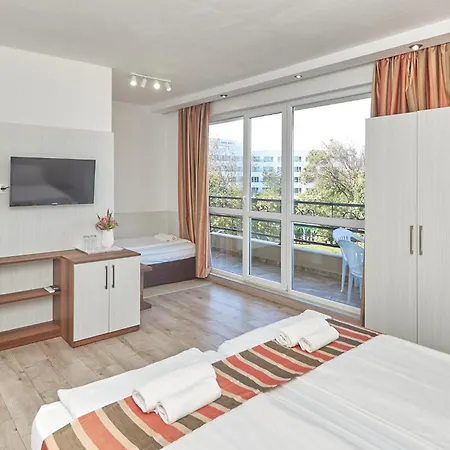 Relax Larrisa Appartement *